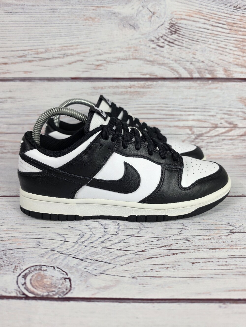 Nike Dunk Low Panda Shoes Womens Size 7.5 Black White Sneakers DD1503-101